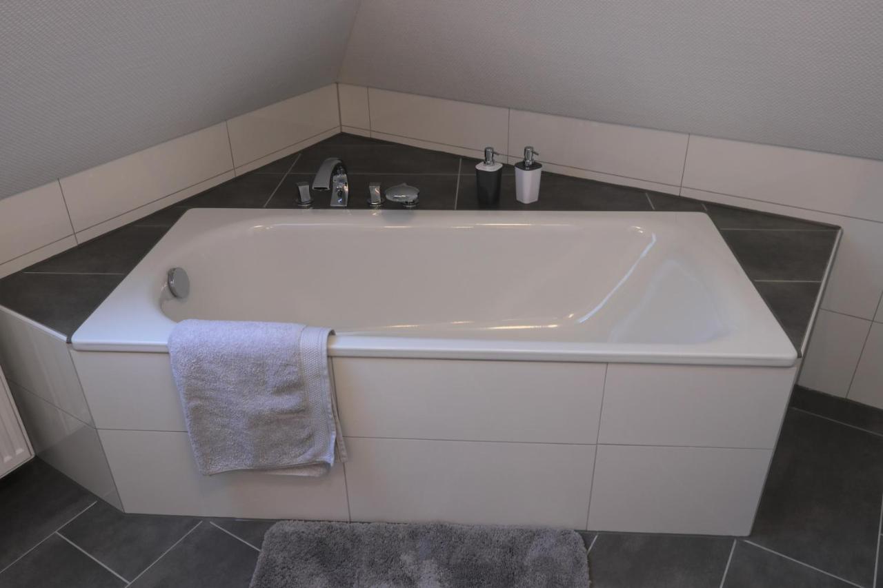Ferienwohnung Villa Ruhr Muelheim an der Ruhr Ngoại thất bức ảnh
